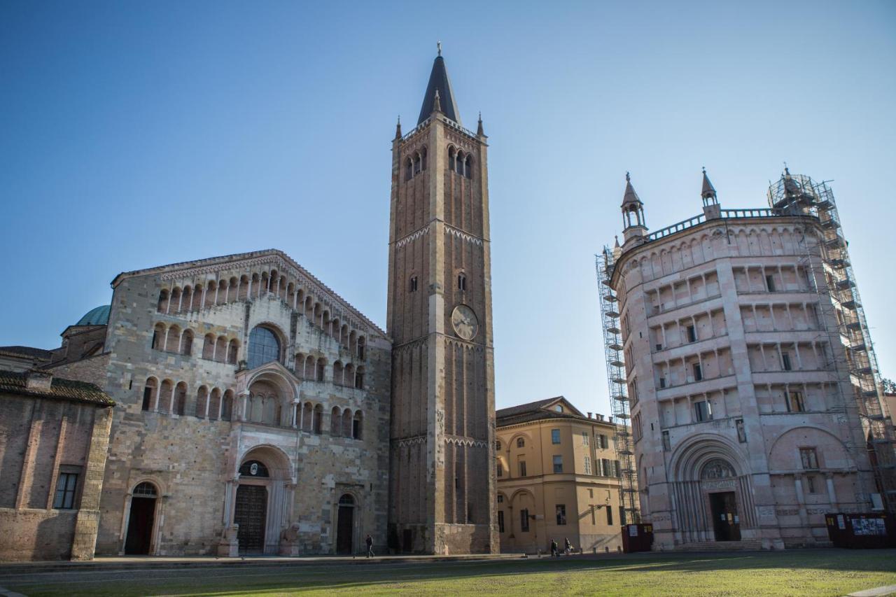 Parma A Due Passi Dal Duomo Apartment Buitenkant foto